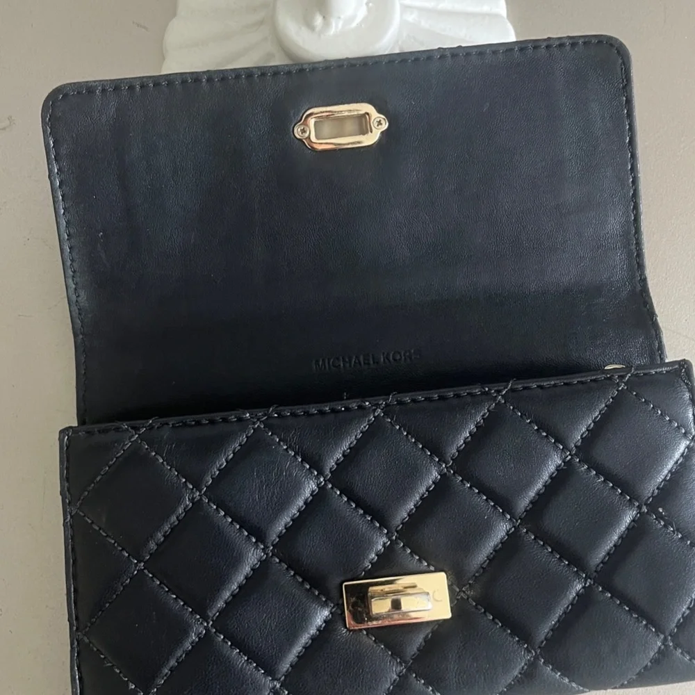 Michael Kors Quilted Black Wallet - Picture 7 of 15